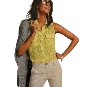 CAbi Women’s Size Small Viola Blouse #5348 Yellow Daisy Print Sleeveless Blouse